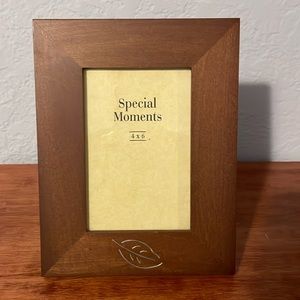 Special Moments picture frame 4 x 6